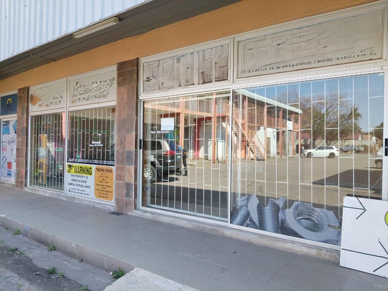 Spacious Commercial Space To Let